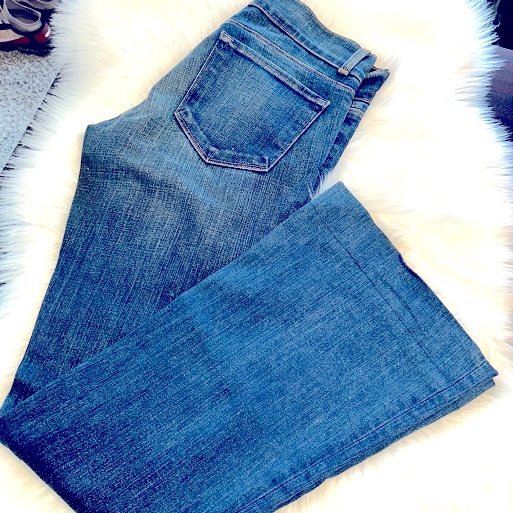 NWOT J Brand Blue Jeans Bootcut